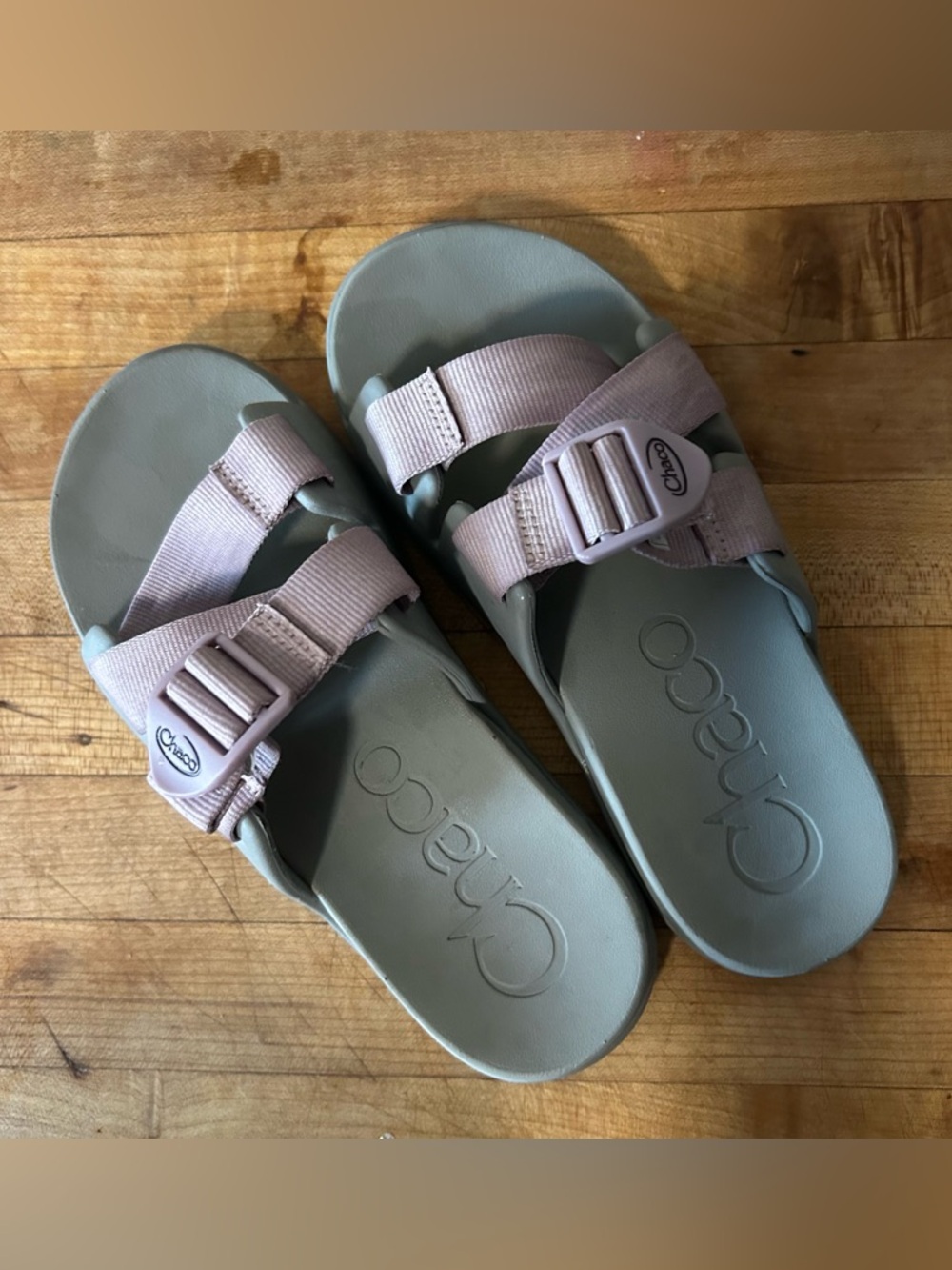 Women’s Chaco slides